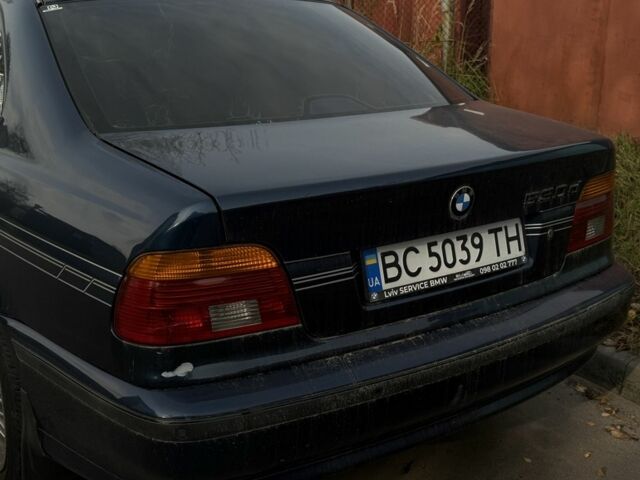 Синий БМВ 5 Серия, объемом двигателя 2.9 л и пробегом 470 тыс. км за 4000 $, фото 3 на Automoto.ua