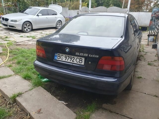 Синій БМВ 5 Серія, об'ємом двигуна 0 л та пробігом 300 тис. км за 1800 $, фото 2 на Automoto.ua