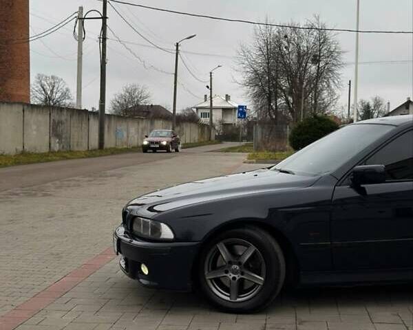 Синий БМВ 5 Серия, объемом двигателя 3.5 л и пробегом 280 тыс. км за 6300 $, фото 5 на Automoto.ua
