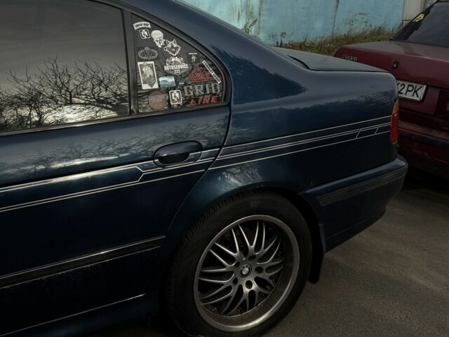 Синий БМВ 5 Серия, объемом двигателя 2.9 л и пробегом 470 тыс. км за 4000 $, фото 2 на Automoto.ua