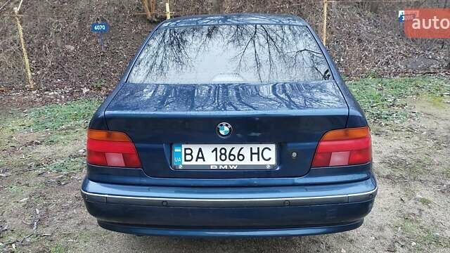 Синий БМВ 5 Серия, объемом двигателя 2.5 л и пробегом 200 тыс. км за 4999 $, фото 18 на Automoto.ua