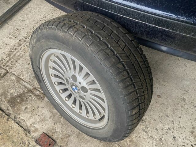 Синий БМВ 5 Серия, объемом двигателя 2.5 л и пробегом 376 тыс. км за 3700 $, фото 11 на Automoto.ua