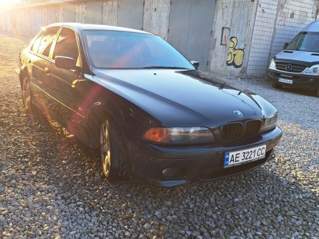 Синий БМВ 5 Серия, объемом двигателя 2.5 л и пробегом 380 тыс. км за 6000 $, фото 6 на Automoto.ua