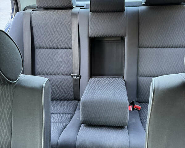 Синий БМВ 5 Серия, объемом двигателя 2 л и пробегом 313 тыс. км за 4999 $, фото 9 на Automoto.ua