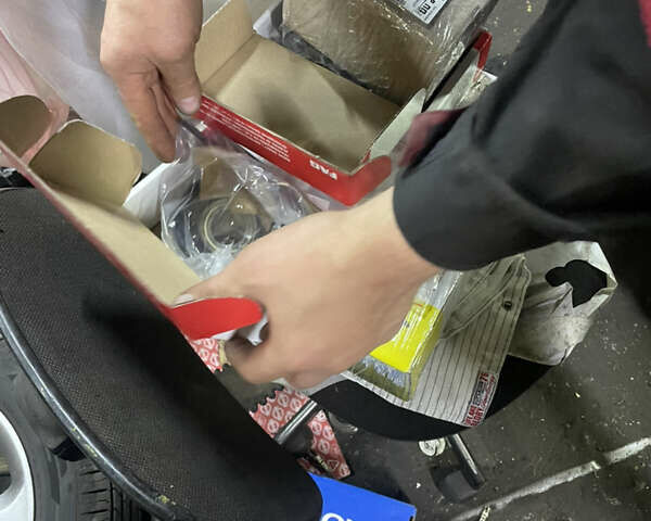 Синий БМВ 5 Серия, объемом двигателя 3 л и пробегом 400 тыс. км за 7800 $, фото 21 на Automoto.ua