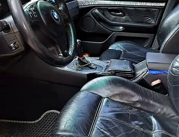 Синій БМВ 5 Серія, об'ємом двигуна 2.9 л та пробігом 400 тис. км за 3000 $, фото 11 на Automoto.ua