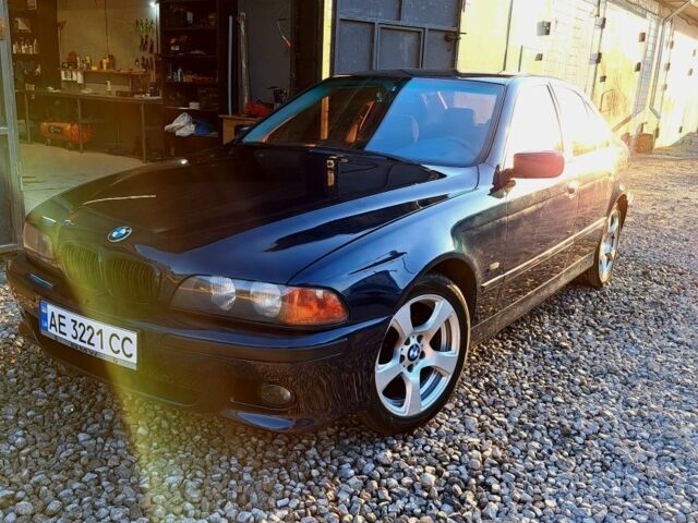 Синий БМВ 5 Серия, объемом двигателя 2.5 л и пробегом 380 тыс. км за 6000 $, фото 3 на Automoto.ua