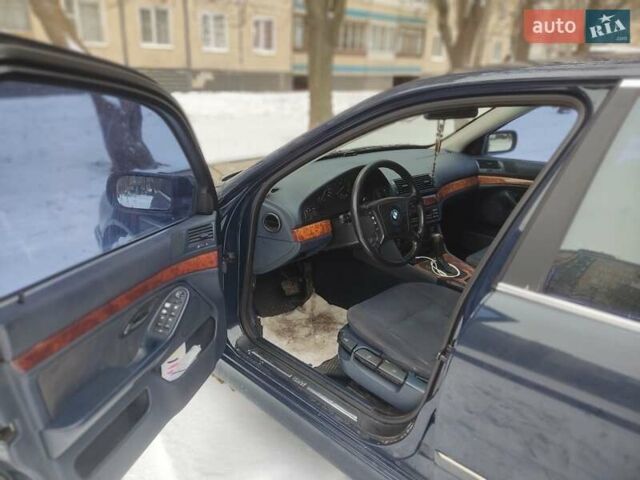 Синий БМВ 5 Серия, объемом двигателя 2.5 л и пробегом 440 тыс. км за 5500 $, фото 10 на Automoto.ua