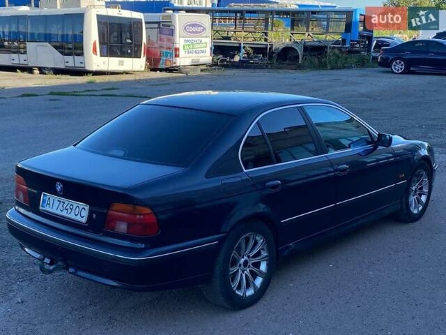 Синий БМВ 5 Серия, объемом двигателя 1.99 л и пробегом 375 тыс. км за 3500 $, фото 1 на Automoto.ua