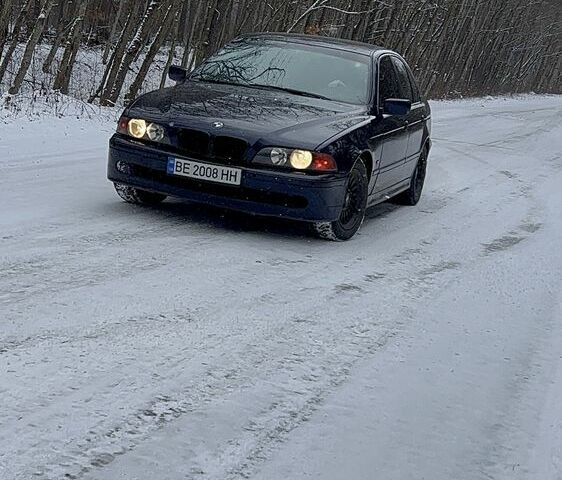 Синий БМВ 5 Серия, объемом двигателя 2 л и пробегом 420 тыс. км за 3000 $, фото 1 на Automoto.ua