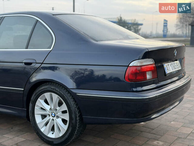 Синий БМВ 5 Серия, объемом двигателя 2.5 л и пробегом 381 тыс. км за 5700 $, фото 6 на Automoto.ua