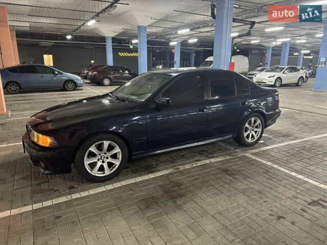 Синій БМВ 5 Серія, об'ємом двигуна 2.8 л та пробігом 290 тис. км за 5600 $, фото 2 на Automoto.ua