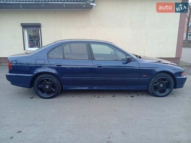 Синій БМВ 5 Серія, об'ємом двигуна 1.95 л та пробігом 380 тис. км за 2999 $, фото 4 на Automoto.ua