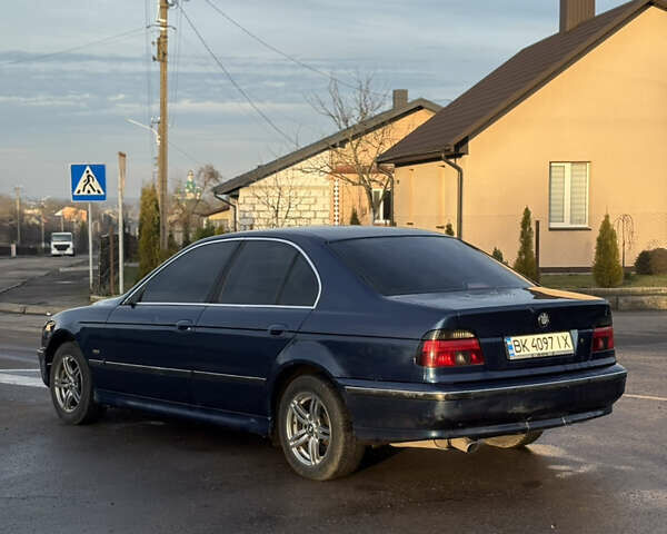 Синий БМВ 5 Серия, объемом двигателя 1.99 л и пробегом 325 тыс. км за 3300 $, фото 4 на Automoto.ua