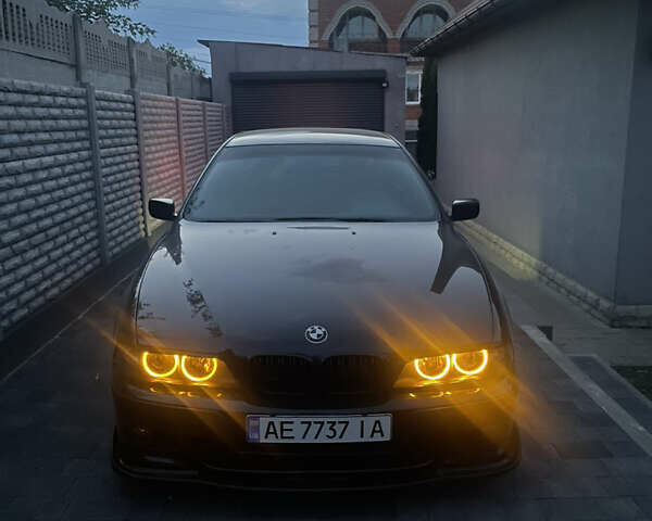 Синий БМВ 5 Серия, объемом двигателя 3 л и пробегом 400 тыс. км за 7800 $, фото 24 на Automoto.ua