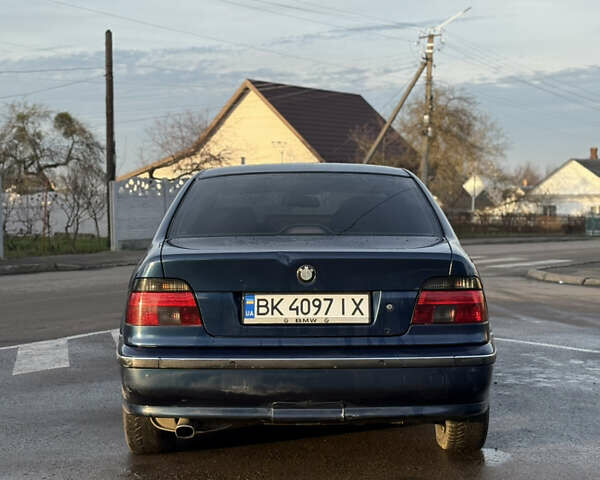 Синий БМВ 5 Серия, объемом двигателя 1.99 л и пробегом 325 тыс. км за 3300 $, фото 5 на Automoto.ua