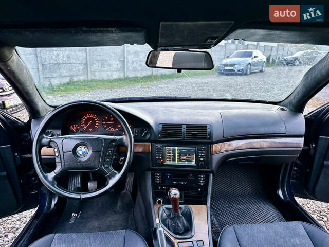 Синий БМВ 5 Серия, объемом двигателя 2 л и пробегом 300 тыс. км за 3300 $, фото 11 на Automoto.ua