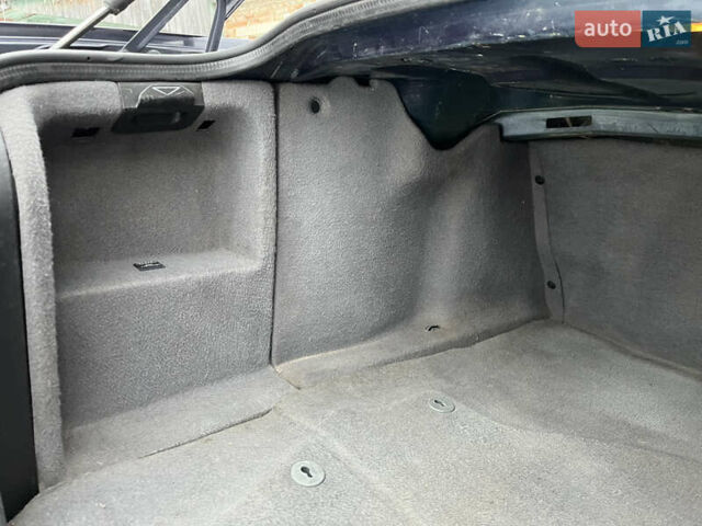 Синій БМВ 5 Серія, об'ємом двигуна 3 л та пробігом 350 тис. км за 5500 $, фото 33 на Automoto.ua