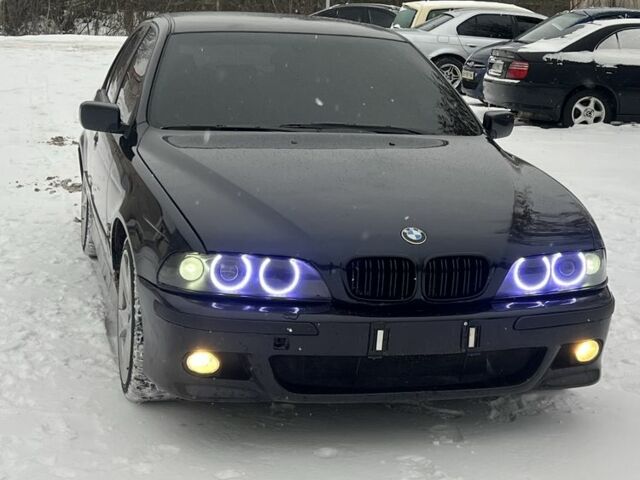 Синий БМВ 5 Серия, объемом двигателя 4.4 л и пробегом 350 тыс. км за 4750 $, фото 2 на Automoto.ua