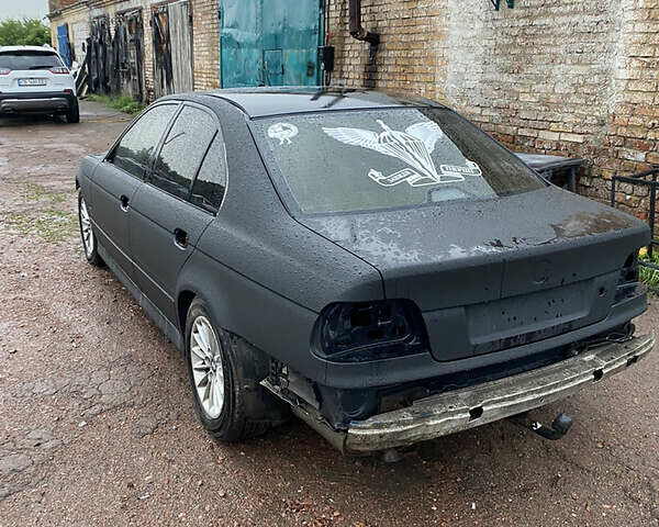 Синий БМВ 5 Серия, объемом двигателя 3 л и пробегом 572 тыс. км за 5500 $, фото 28 на Automoto.ua