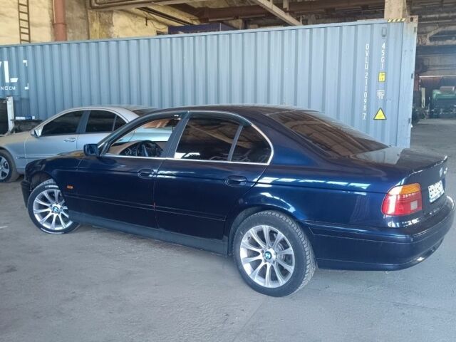 Синий БМВ 5 Серия, объемом двигателя 2.5 л и пробегом 400 тыс. км за 4900 $, фото 4 на Automoto.ua