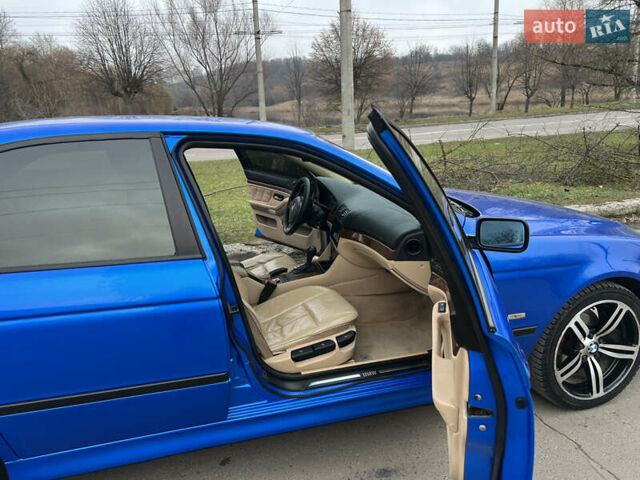 Синій БМВ 5 Серія, об'ємом двигуна 3 л та пробігом 300 тис. км за 5999 $, фото 13 на Automoto.ua