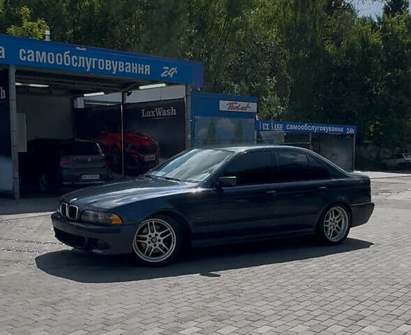 Синий БМВ 5 Серия, объемом двигателя 2.93 л и пробегом 368 тыс. км за 9200 $, фото 33 на Automoto.ua