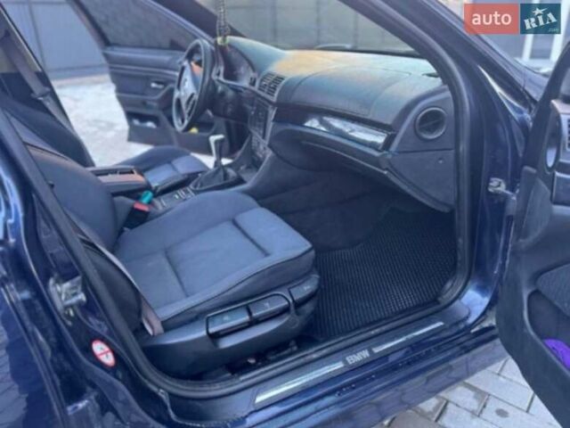Синий БМВ 5 Серия, объемом двигателя 2.17 л и пробегом 268 тыс. км за 4500 $, фото 5 на Automoto.ua