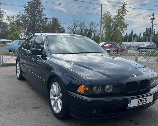 Синій БМВ 5 Серія, об'ємом двигуна 3 л та пробігом 378 тис. км за 6800 $, фото 6 на Automoto.ua