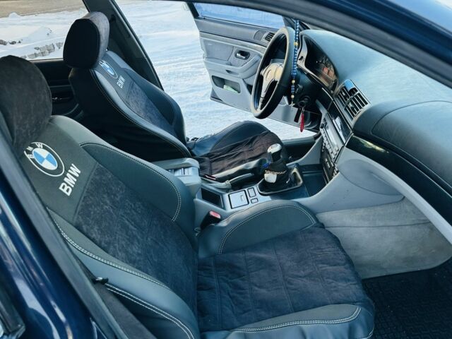 Синий БМВ 5 Серия, объемом двигателя 2.8 л и пробегом 280 тыс. км за 2300 $, фото 10 на Automoto.ua