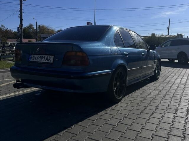 Синій БМВ 5 Серія, об'ємом двигуна 2.9 л та пробігом 500 тис. км за 4000 $, фото 3 на Automoto.ua