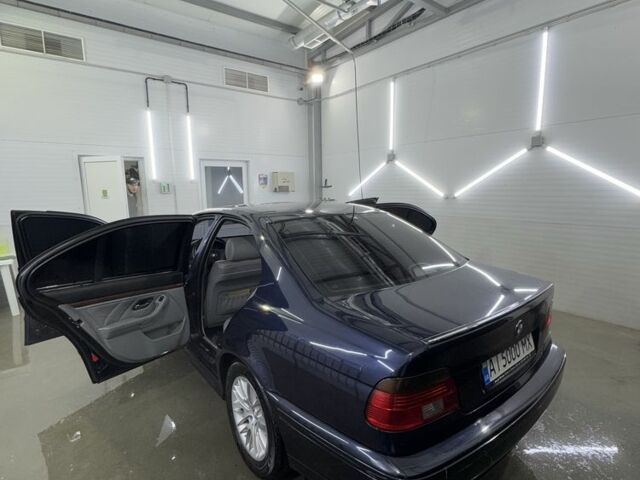 Синий БМВ 5 Серия, объемом двигателя 2.2 л и пробегом 245 тыс. км за 5700 $, фото 7 на Automoto.ua