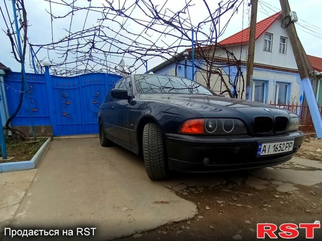 Синій БМВ 5 Серія, об'ємом двигуна 2.9 л та пробігом 314 тис. км за 5800 $, фото 1 на Automoto.ua