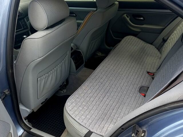 Синий БМВ 5 Серия, объемом двигателя 2.2 л и пробегом 312 тыс. км за 5100 $, фото 6 на Automoto.ua