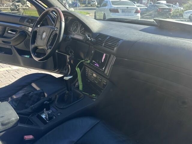 Синій БМВ 5 Серія, об'ємом двигуна 2.9 л та пробігом 500 тис. км за 4000 $, фото 9 на Automoto.ua