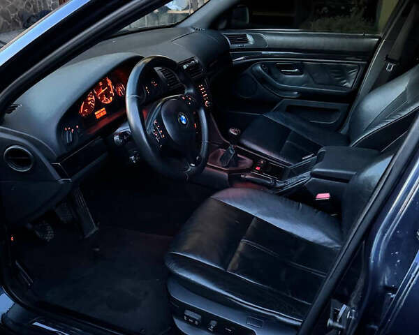 Синий БМВ 5 Серия, объемом двигателя 2.93 л и пробегом 368 тыс. км за 9200 $, фото 23 на Automoto.ua