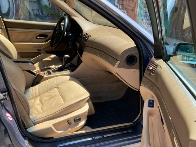 Синій БМВ 5 Серія, об'ємом двигуна 3 л та пробігом 300 тис. км за 5100 $, фото 16 на Automoto.ua