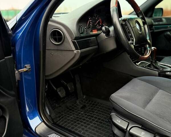 Синій БМВ 5 Серія, об'ємом двигуна 1.95 л та пробігом 327 тис. км за 5700 $, фото 13 на Automoto.ua