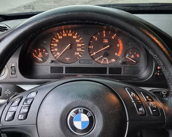 Синий БМВ 5 Серия, объемом двигателя 2.5 л и пробегом 630 тыс. км за 6000 $, фото 24 на Automoto.ua