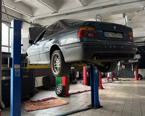 Синий БМВ 5 Серия, объемом двигателя 2.93 л и пробегом 368 тыс. км за 9200 $, фото 20 на Automoto.ua