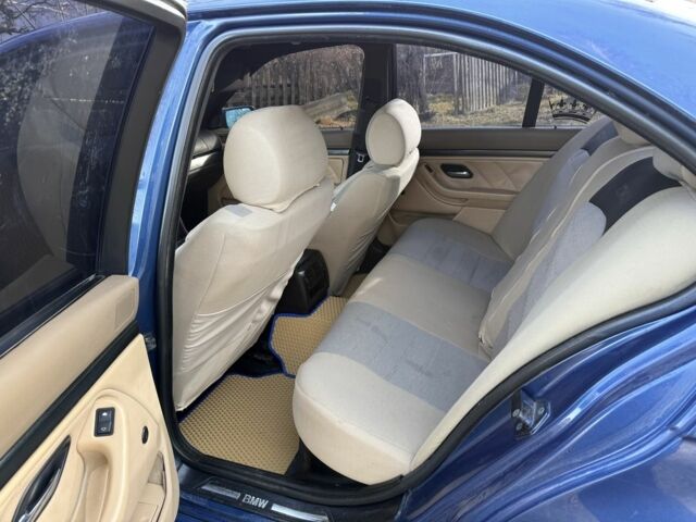 Синій БМВ 5 Серія, об'ємом двигуна 2.5 л та пробігом 385 тис. км за 4400 $, фото 10 на Automoto.ua