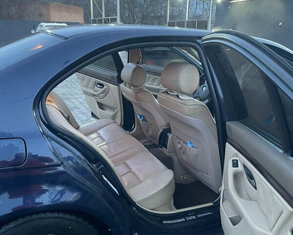 Синий БМВ 5 Серия, объемом двигателя 2.5 л и пробегом 475 тыс. км за 4000 $, фото 3 на Automoto.ua