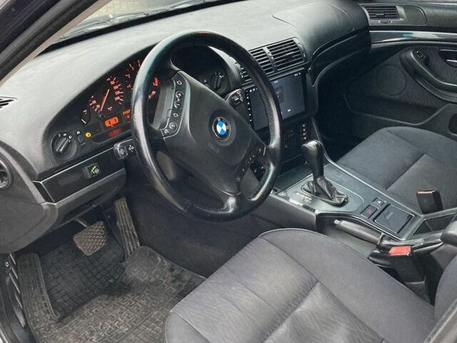 Синій БМВ 5 Серія, об'ємом двигуна 2.5 л та пробігом 376 тис. км за 4200 $, фото 8 на Automoto.ua