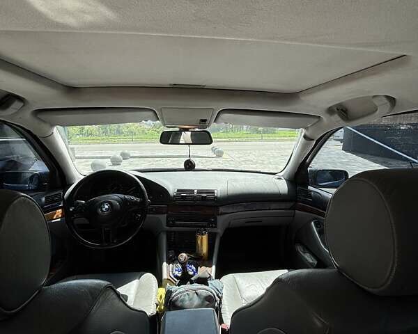 Синий БМВ 5 Серия, объемом двигателя 2.5 л и пробегом 355 тыс. км за 4499 $, фото 3 на Automoto.ua