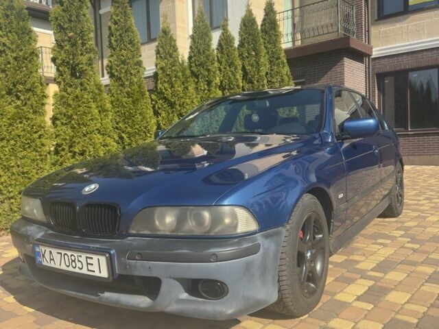 Синий БМВ 5 Серия, объемом двигателя 2.5 л и пробегом 320 тыс. км за 5200 $, фото 1 на Automoto.ua