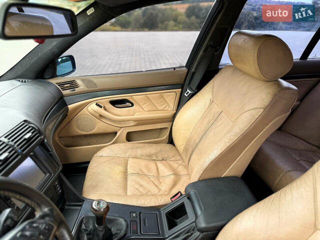 Синий БМВ 5 Серия, объемом двигателя 2.5 л и пробегом 379 тыс. км за 4999 $, фото 49 на Automoto.ua
