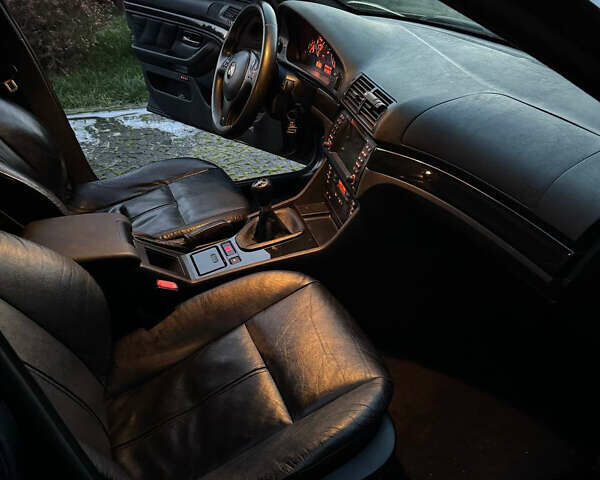 Синий БМВ 5 Серия, объемом двигателя 2.93 л и пробегом 368 тыс. км за 9200 $, фото 24 на Automoto.ua