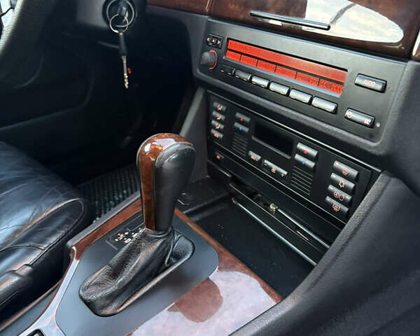 Синий БМВ 5 Серия, объемом двигателя 2.17 л и пробегом 364 тыс. км за 4250 $, фото 24 на Automoto.ua