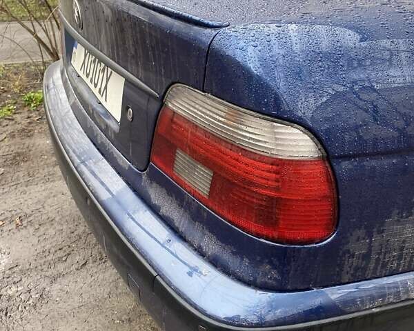 Синий БМВ 5 Серия, объемом двигателя 2.9 л и пробегом 276 тыс. км за 7500 $, фото 14 на Automoto.ua