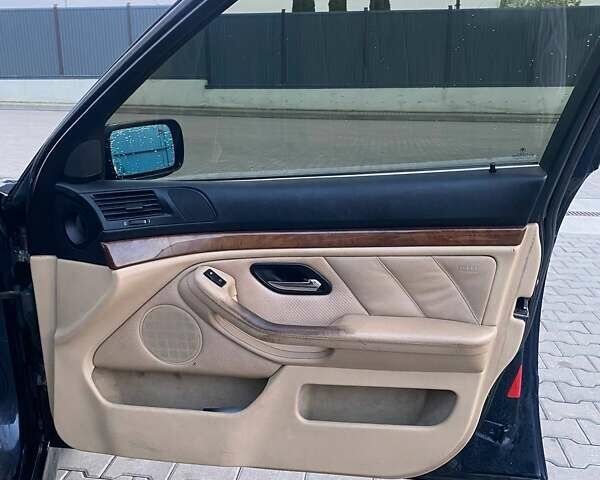 Синій БМВ 5 Серія, об'ємом двигуна 2.5 л та пробігом 500 тис. км за 4700 $, фото 30 на Automoto.ua